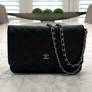 100% Authentic!! Black Chanel Caviar Wallet On Cha